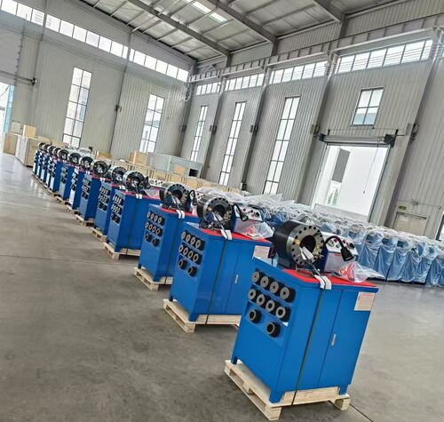 Tin tức công ty mới nhất về Làm thế nào để làm chủ độ chính xác và tốc độ trong máy ép ống thủy lực?