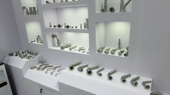 Bộ điều hợp dây đai tùy chỉnh / Phụng cắm ống thủy lực Phụng cắm ống thủy lực Phụng cắm ống xích bằng hình dạng 1/4 ′′ thẳng, 45 °, 90 ° Kích thước khác nhau