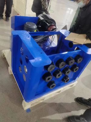 Giá tốt. Động tay Hydraulic Hose Crimper Voltage Selection 220v / 240v / 380v / 415v trực tuyến