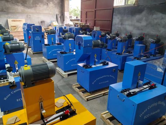 Giá tốt. Điện 128 KG Kích thước là 850 * 600 * 1200 mm Vật liệu lưỡi cao su Máy cắt ống thủy lực / Máy trượt để dễ dàng vận hành trực tuyến