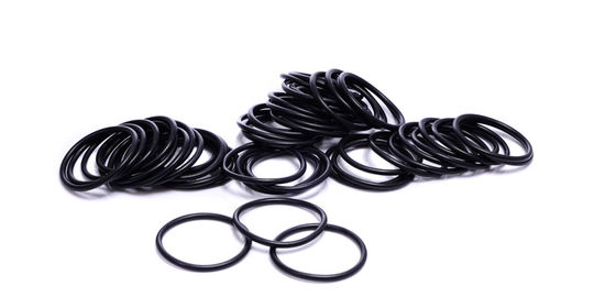 Giá tốt. Các nguyên liệu thô khác nhau Công nghệ đúc nén cao su O vòng niêm phong cho 5000 Psi áp suất cao đảm bảo trực tuyến