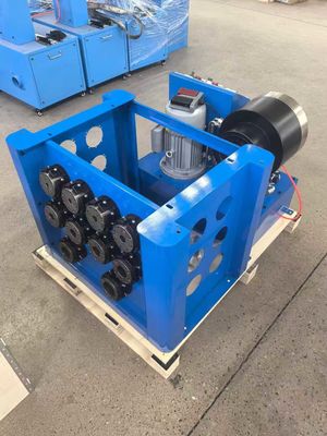 Giá tốt. 2 Inch Và 1,5 inch Màu xanh Đèn Đèn Đèn Máy Crimping Hydraulic Với Rack Và Thay đổi nhanh chóng công cụ khuôn 6-38mm Hose Swager trực tuyến