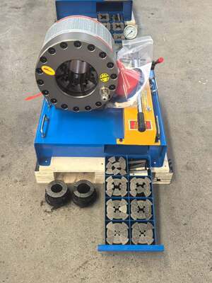 Giá tốt. Up To 51mm Blue Color High Efficiency 600 Ton Pressure Force Manual Hose Crimping Machine No Power Needed From 6-51mm Crimping Range 2 Inch And 10 Interchangeable Dies For Hydraulic Applications trực tuyến